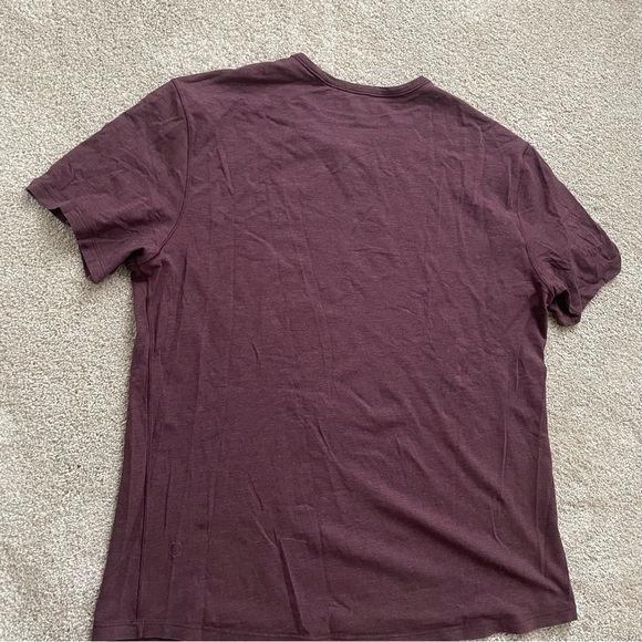 Lululemon Men’s 5 Year Basic T-Shirt Heathered Cassis Size XL - Picture 7 of 9